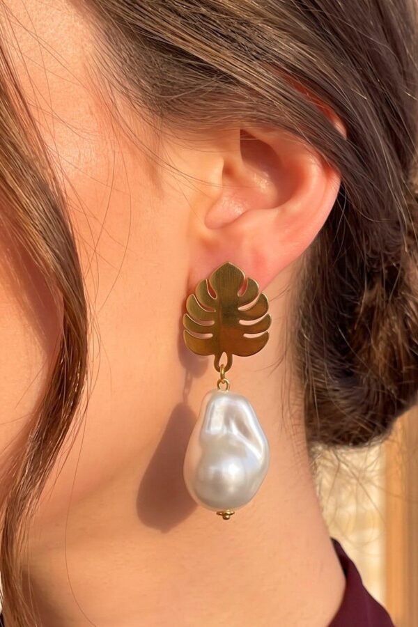 Monstera Pearl Drops