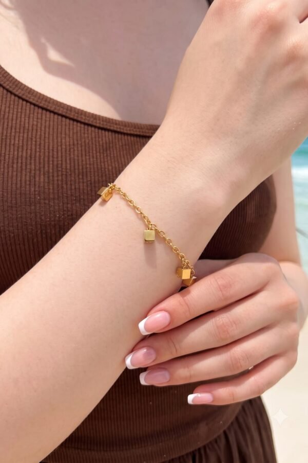 Dainty Heart Stations