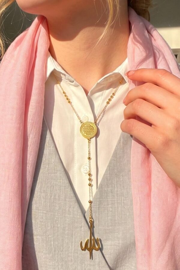 Golden Script Lariat