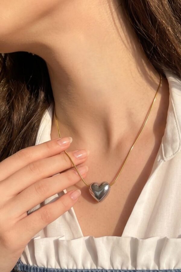 Silver Heart Glow
