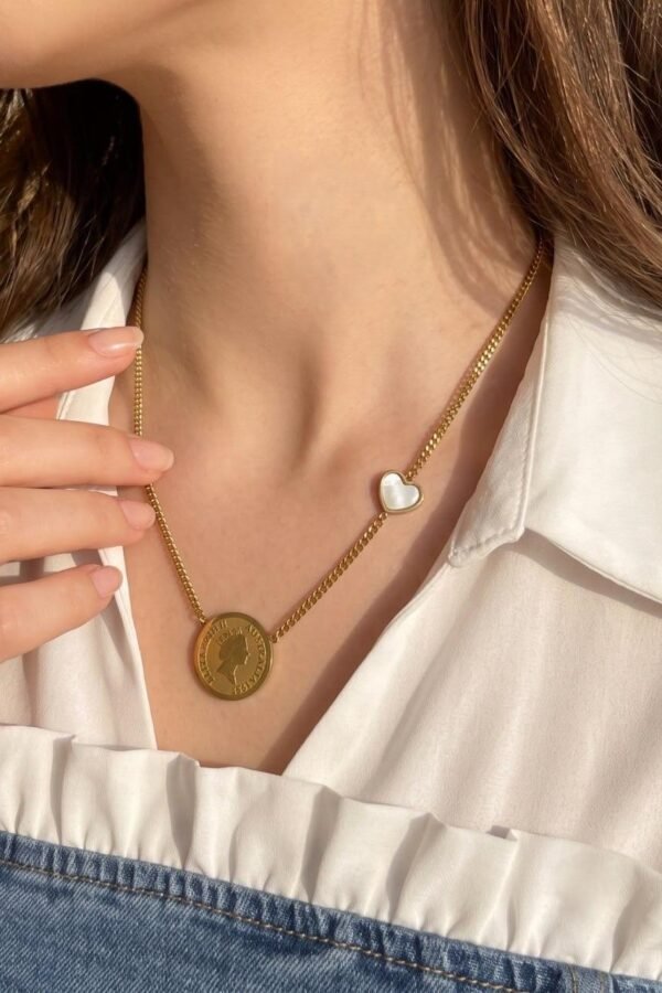 Cameo Pearl Accent